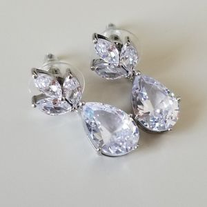 Bridal drop earrings